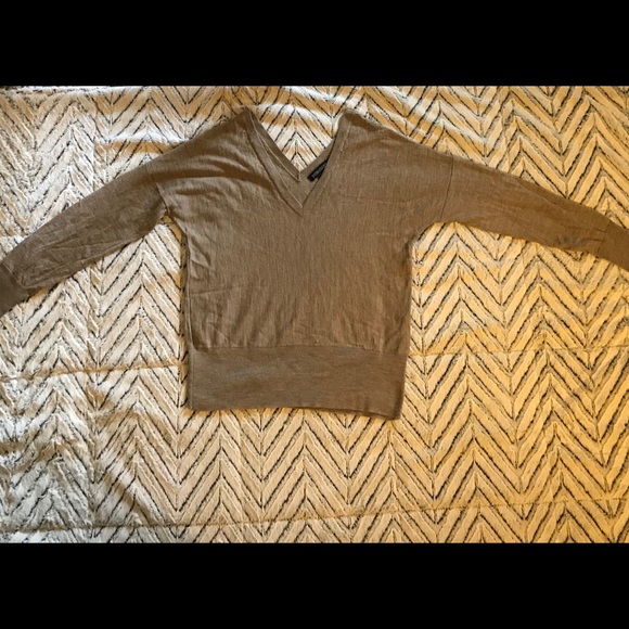 Banana Republic Sweaters - Banana Republic Merino Wool sweater medium
